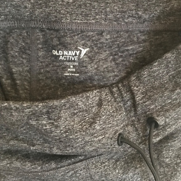 Grey joggers from Old Navy Active Wear - Picture 5 of 6